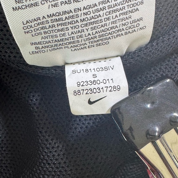 Nike‎ Shorts kids , never used , no tag - Picture 4 of 8